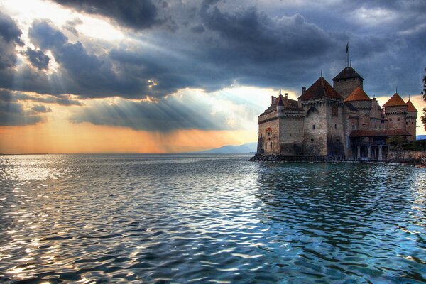 Castello sul carro della baia e le nuvole