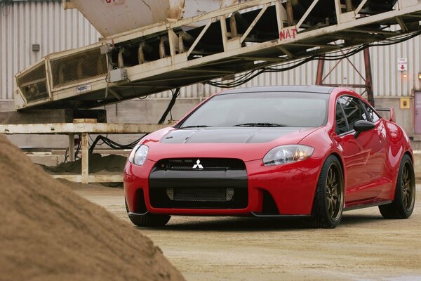 Mitsubishi s est arrêté sur le chantier