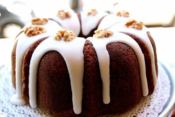 Dessert sur une assiette délicieuse tendre