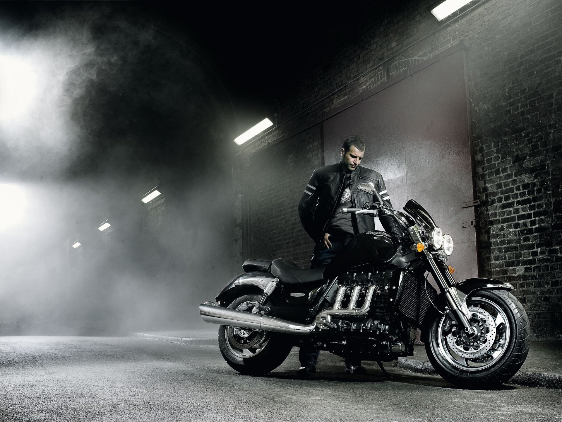 choper power triumph rocket 3