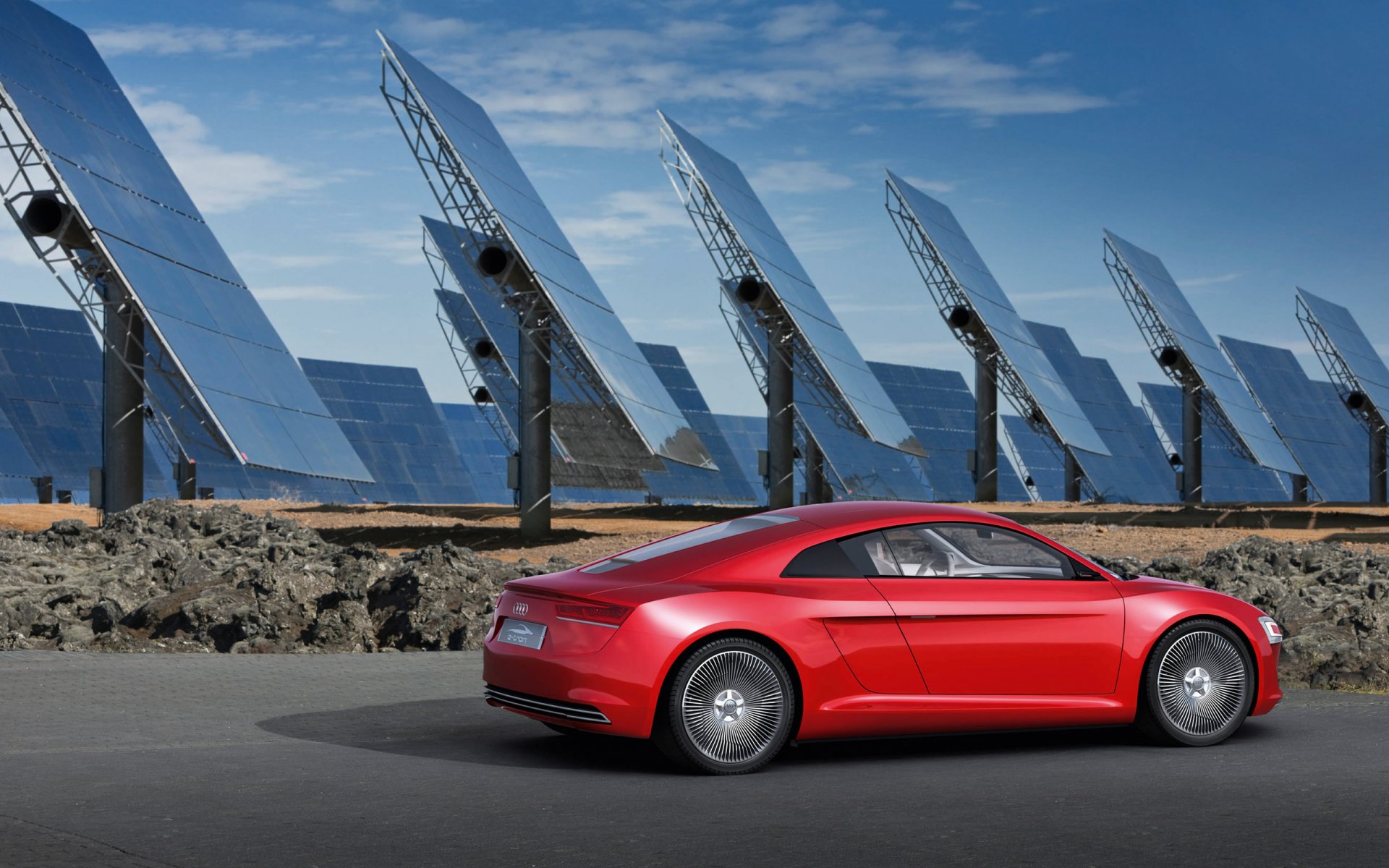 audi e-tron e electrones paneles solares