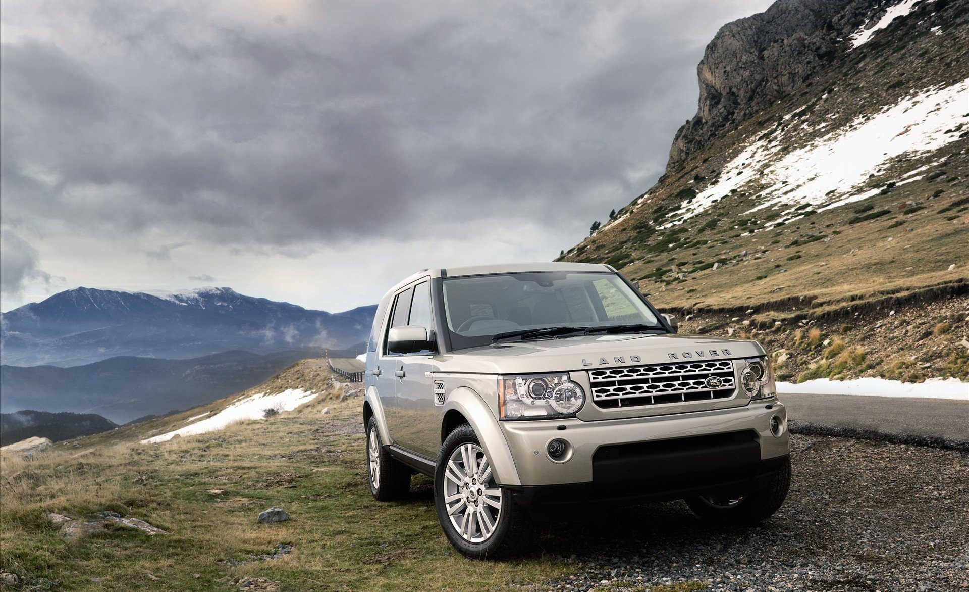 autos steine straße gras wolken schnee berge cars berge land rover