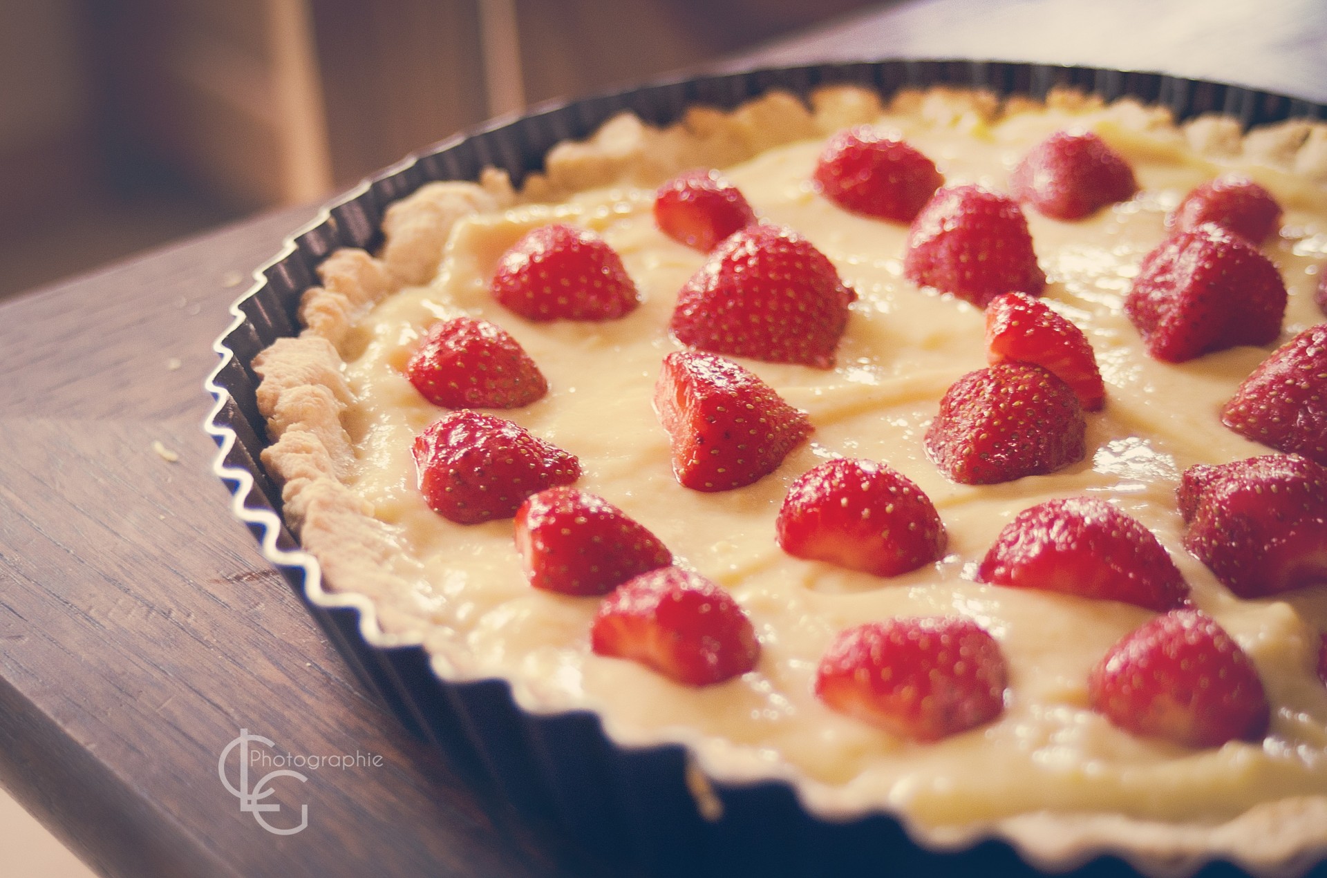 creme tisch erdbeere kuchen