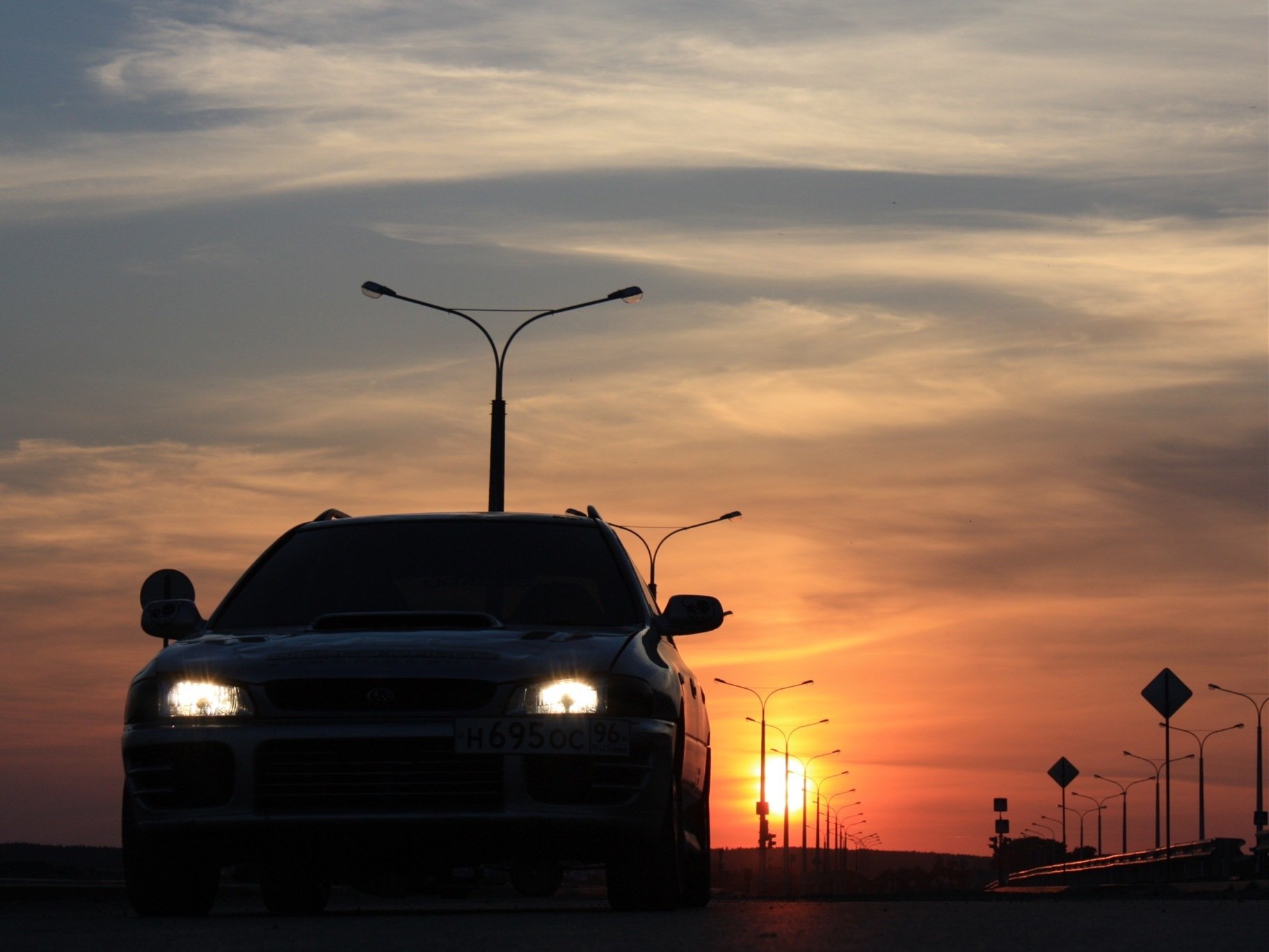 ubaru impreza wrx puesta de sol