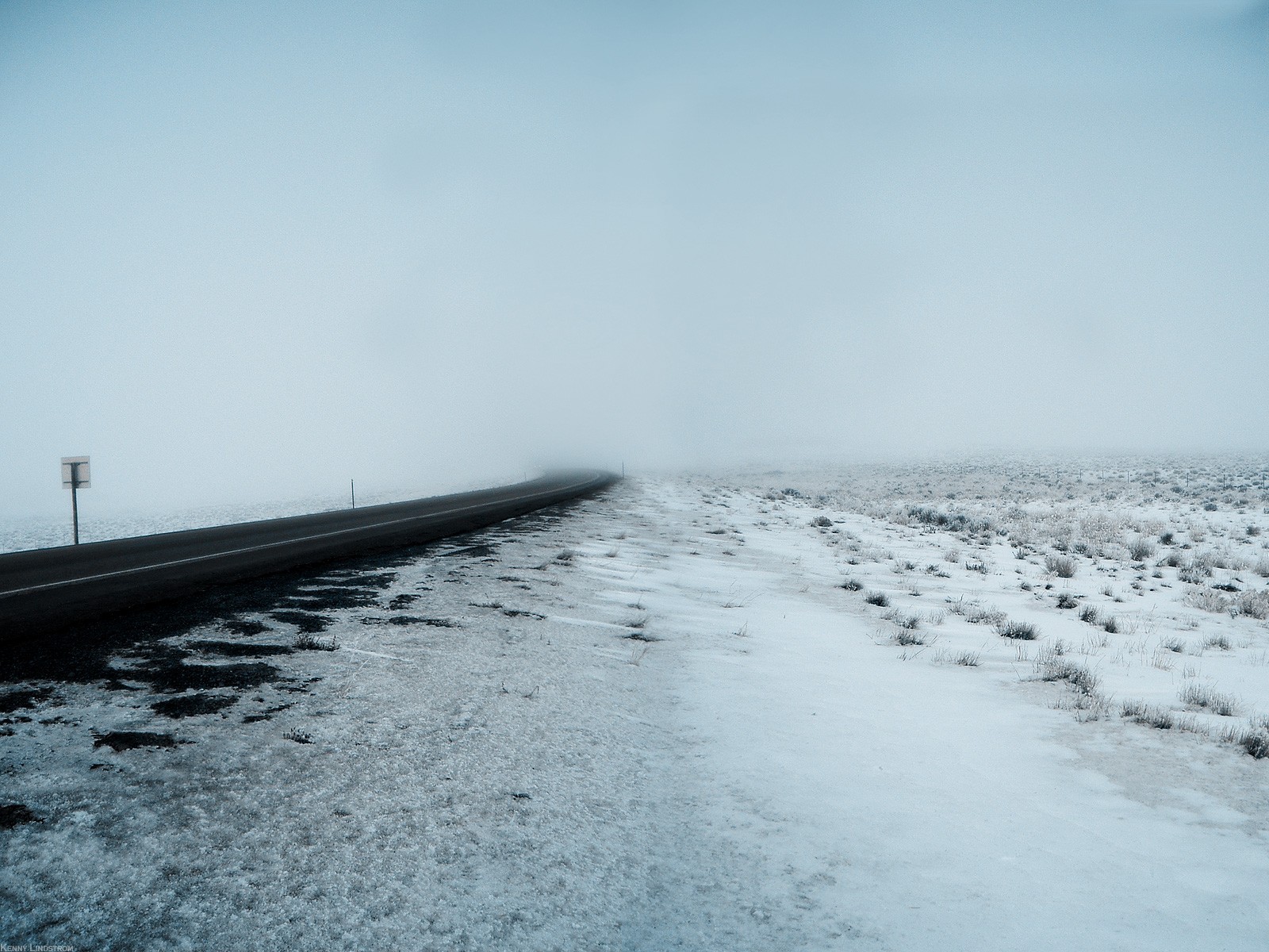 straße winter schnee nebel