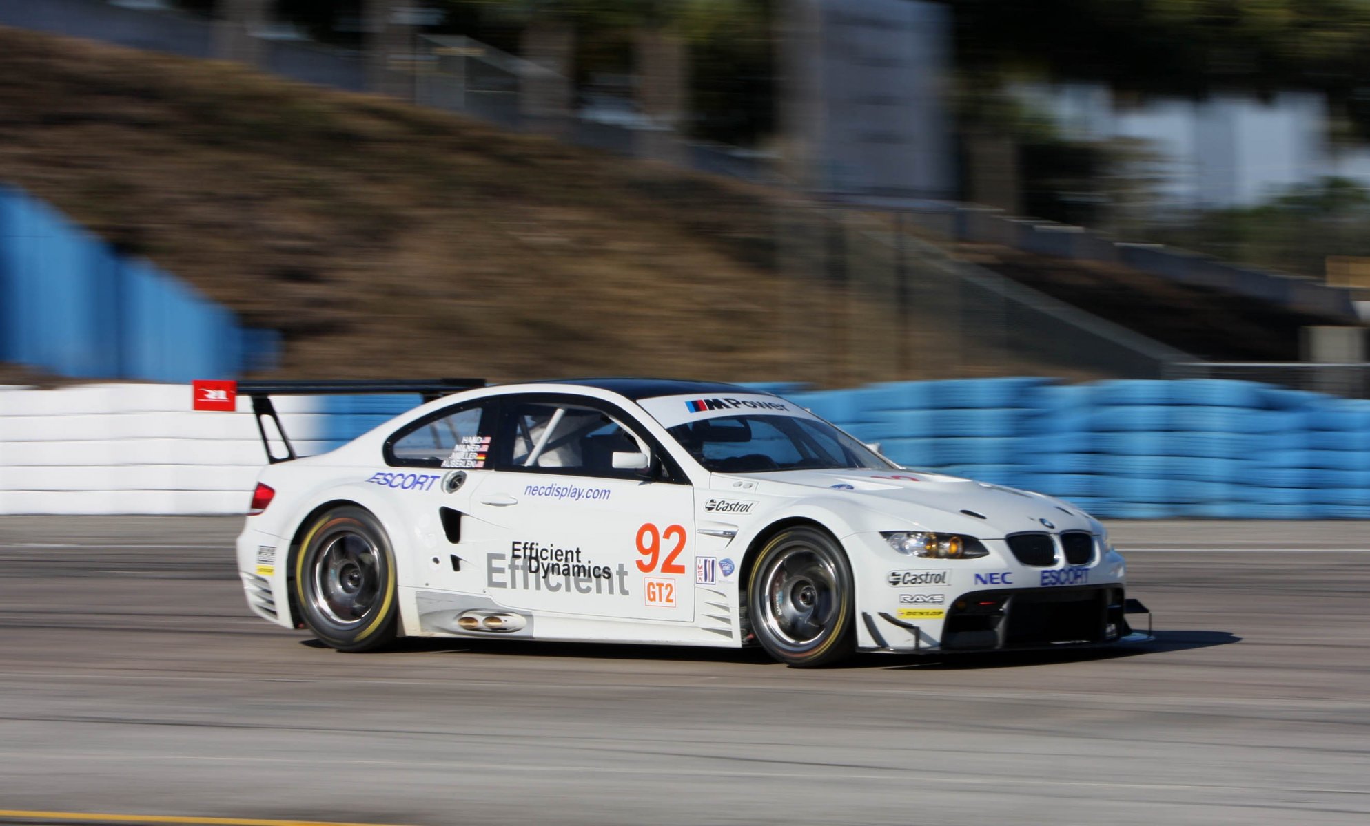 jałmużna bmw gt2