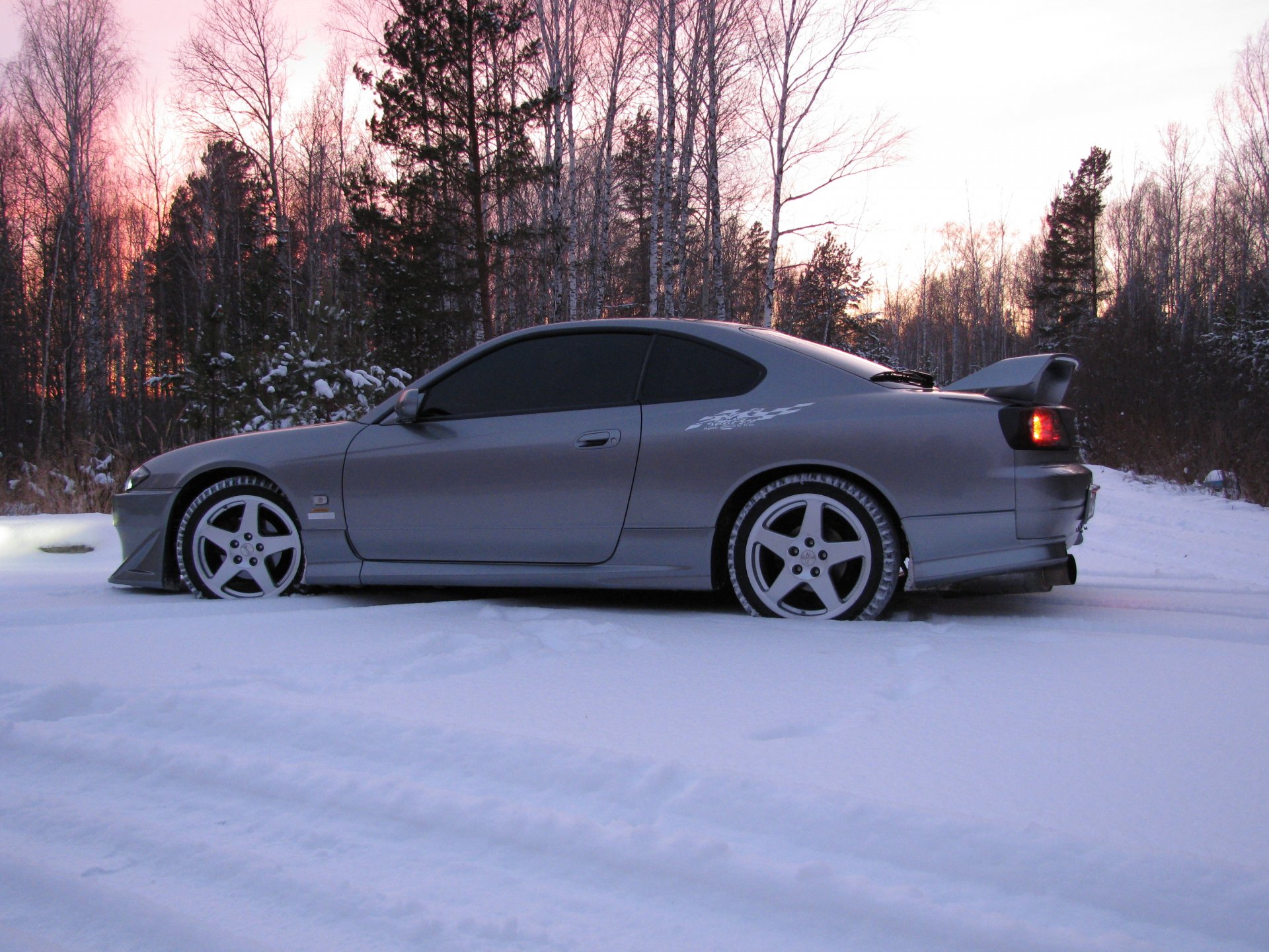 silvia nissan coche bosque