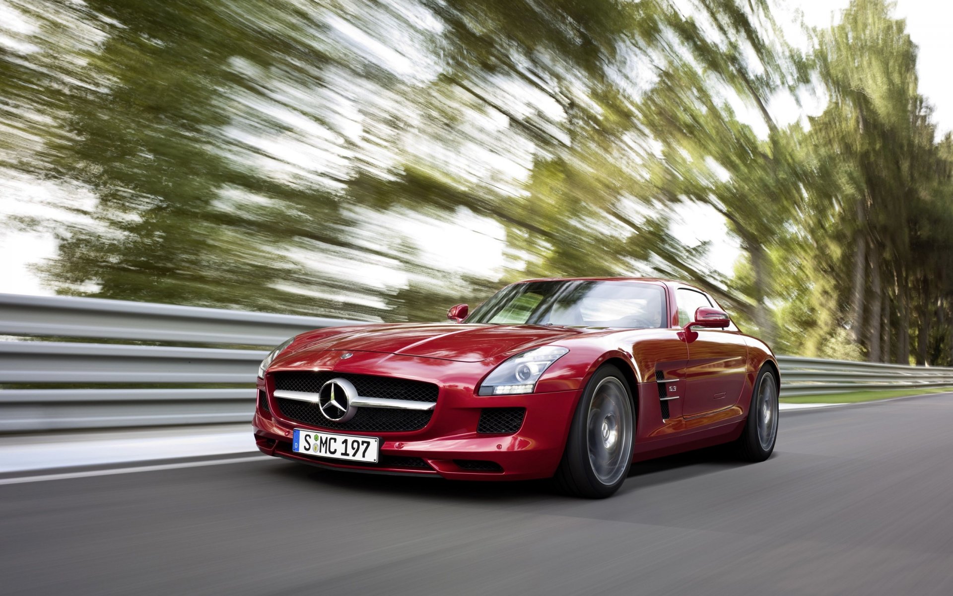 mercedes benz sls amg road speed tree