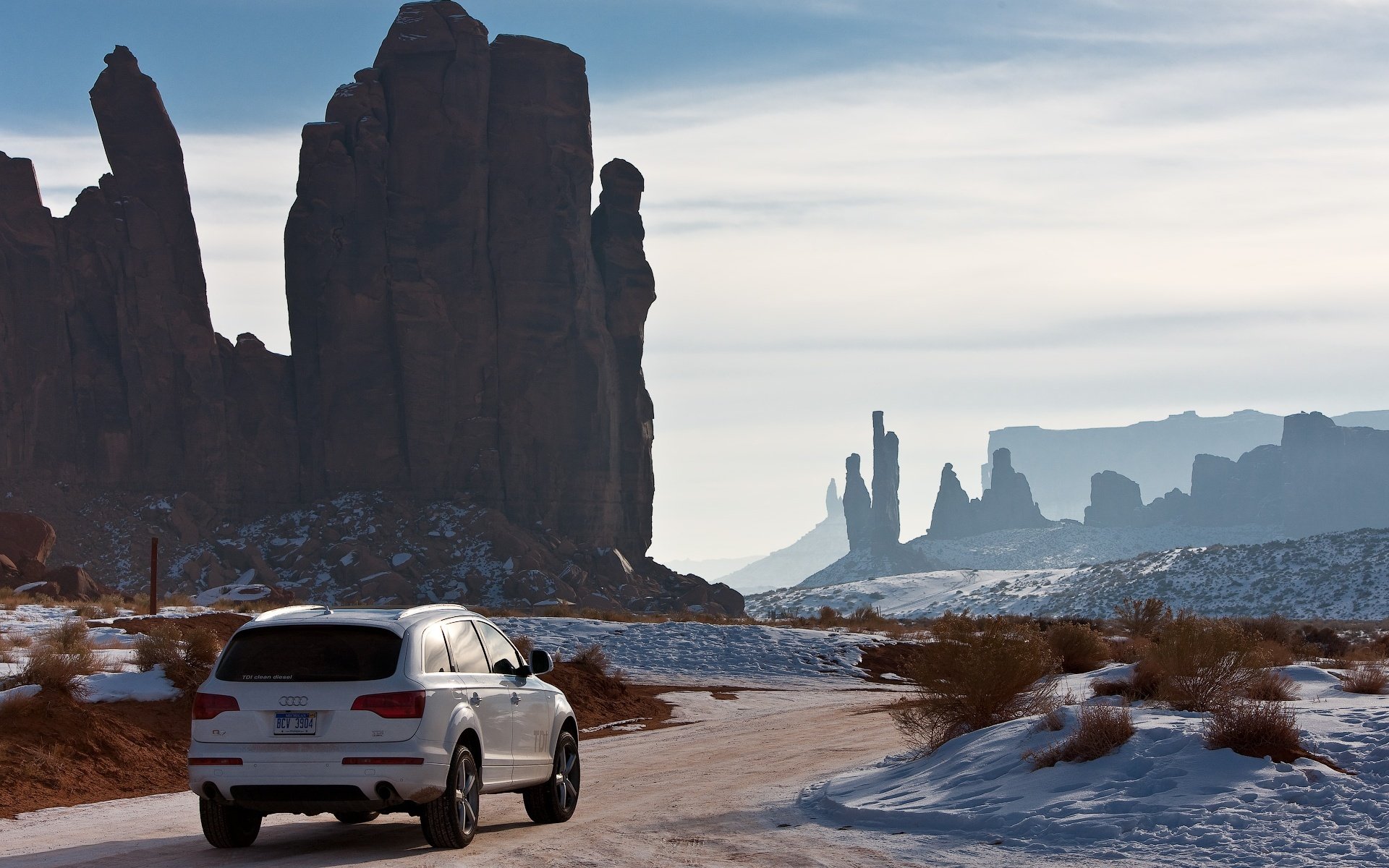 audi q7 auto paesaggio neve inverno audi strada rocce cielo