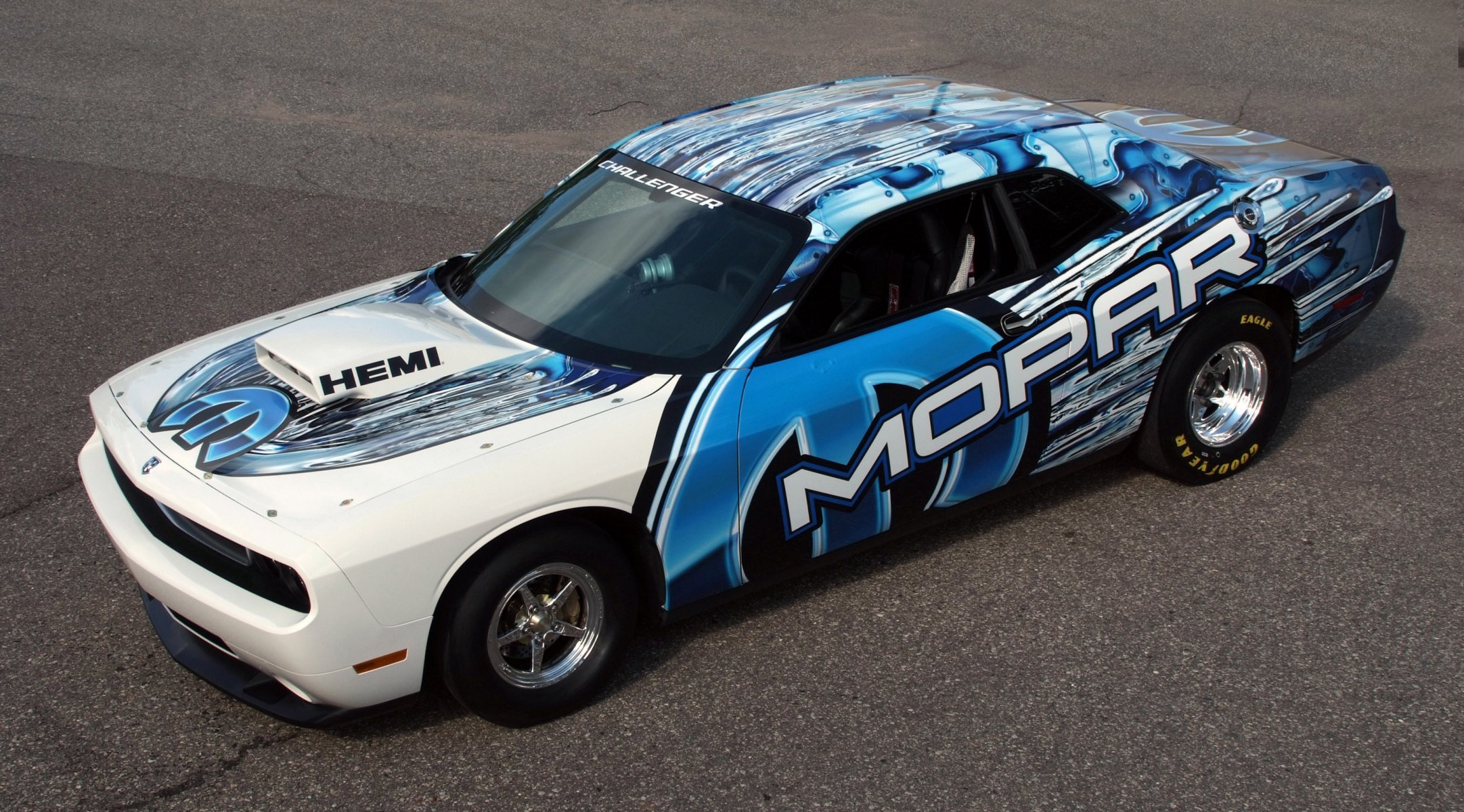 mopar ausweichen challenger widerstand rennen