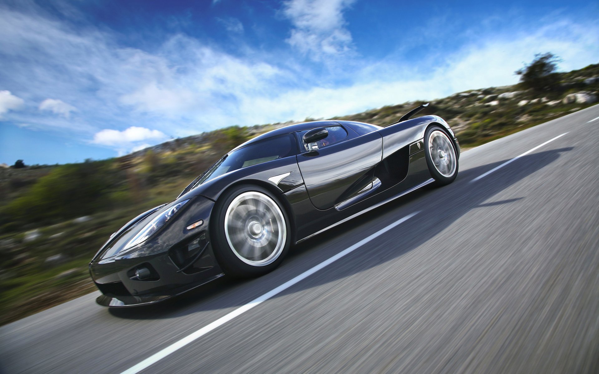 koenigsegg ccxr vitesse route