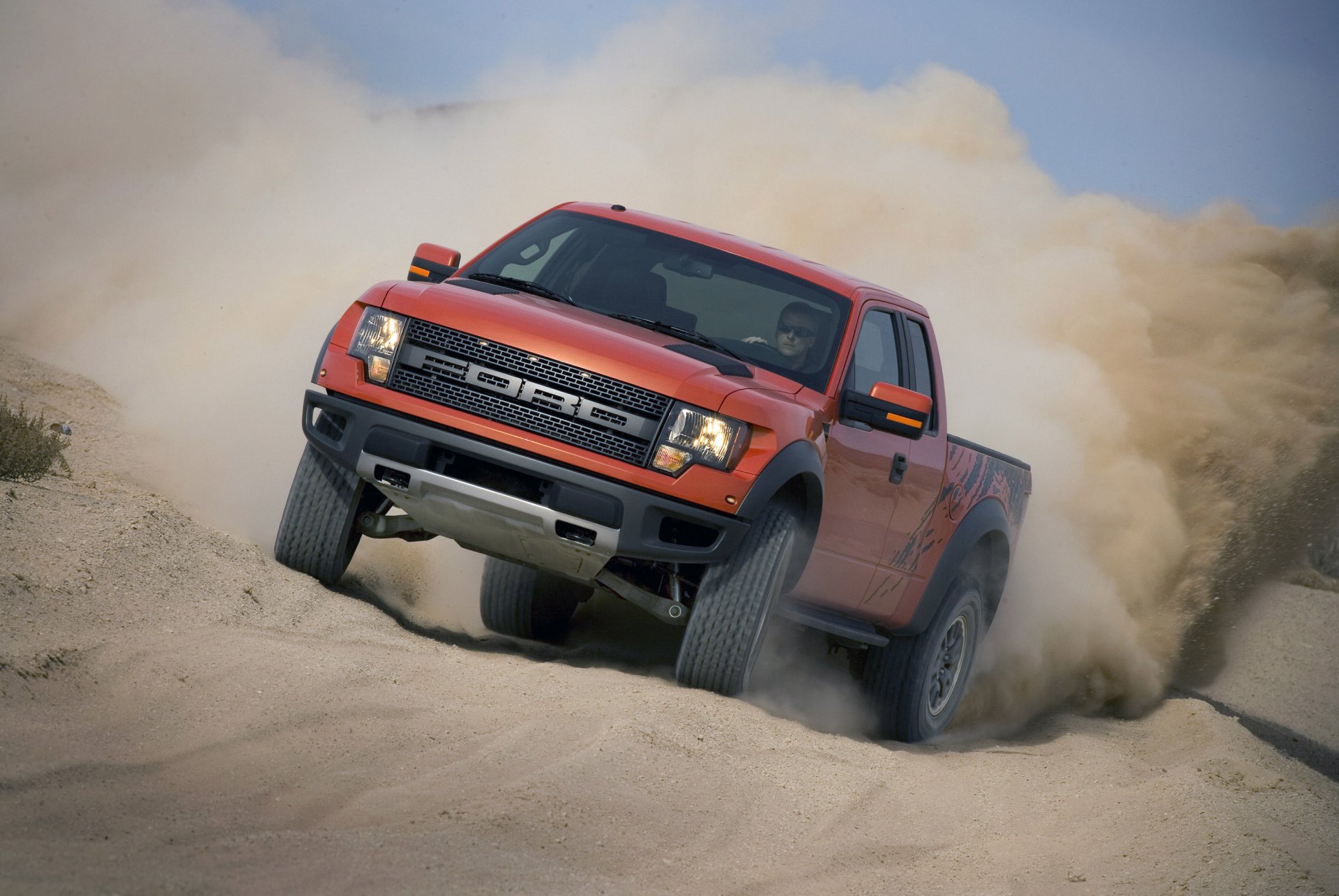 ford f-150 svt raptor piasek