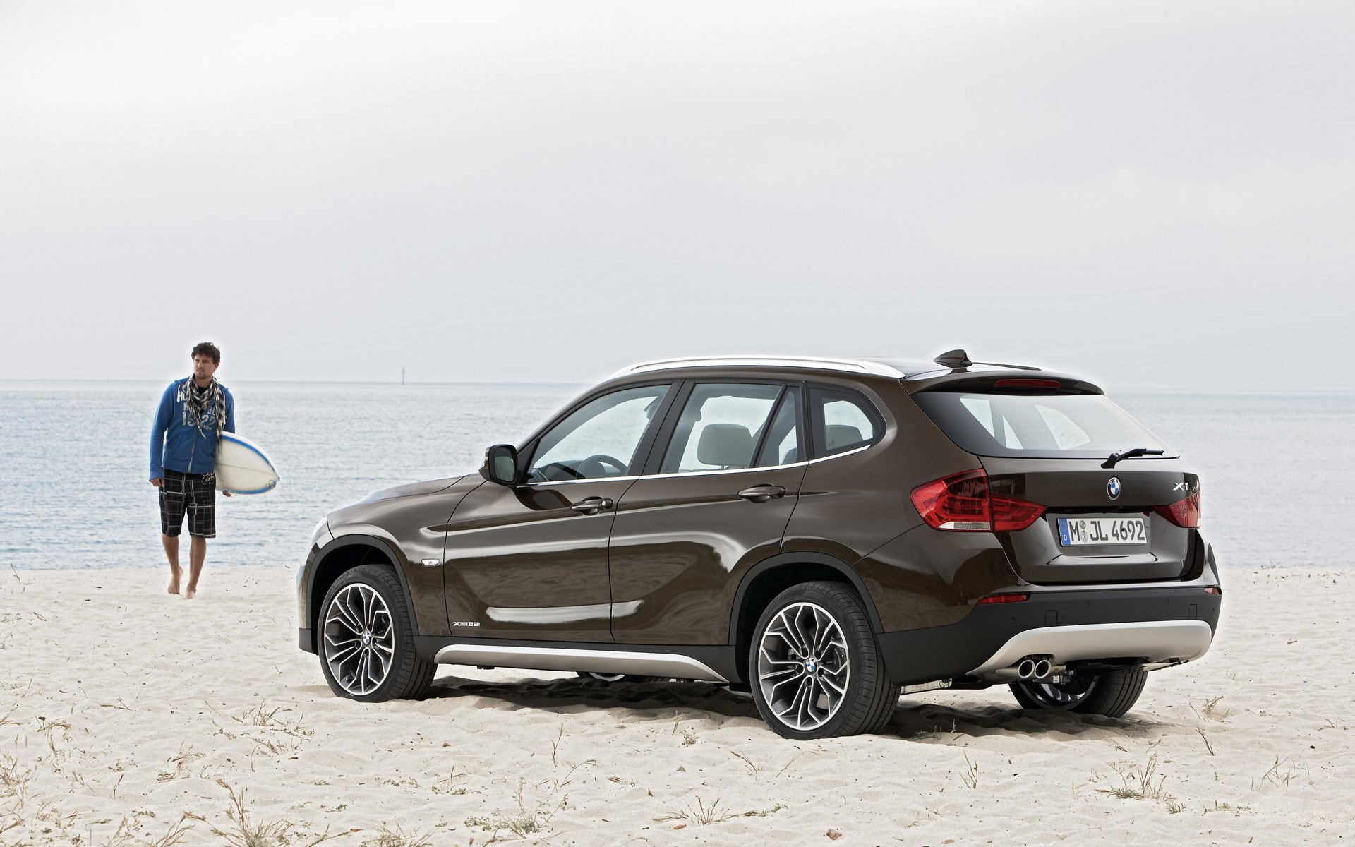 coches bmw coche hombre chico playa arena mar