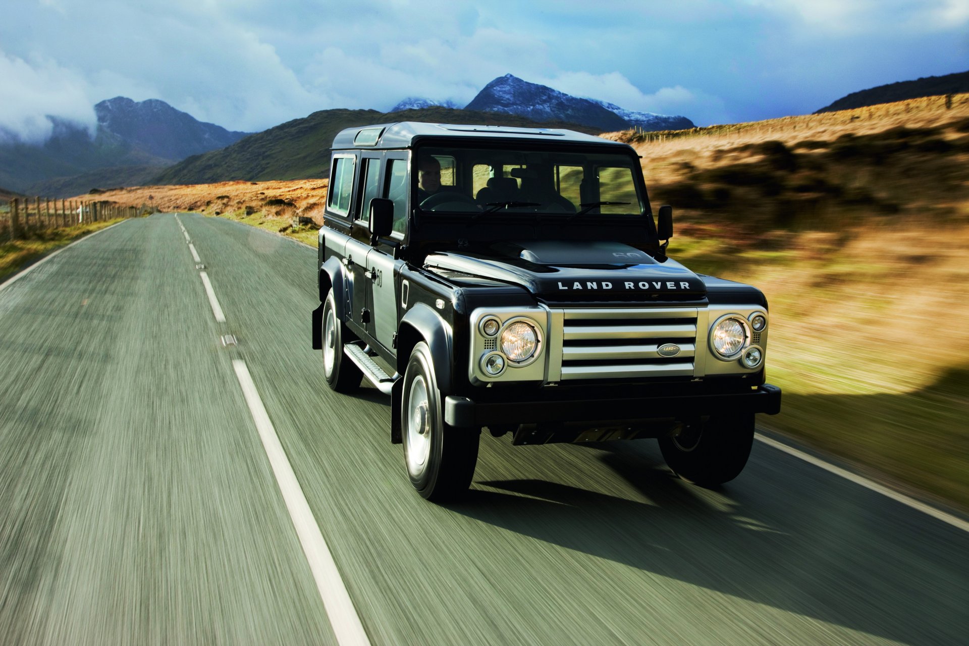 land rover motion