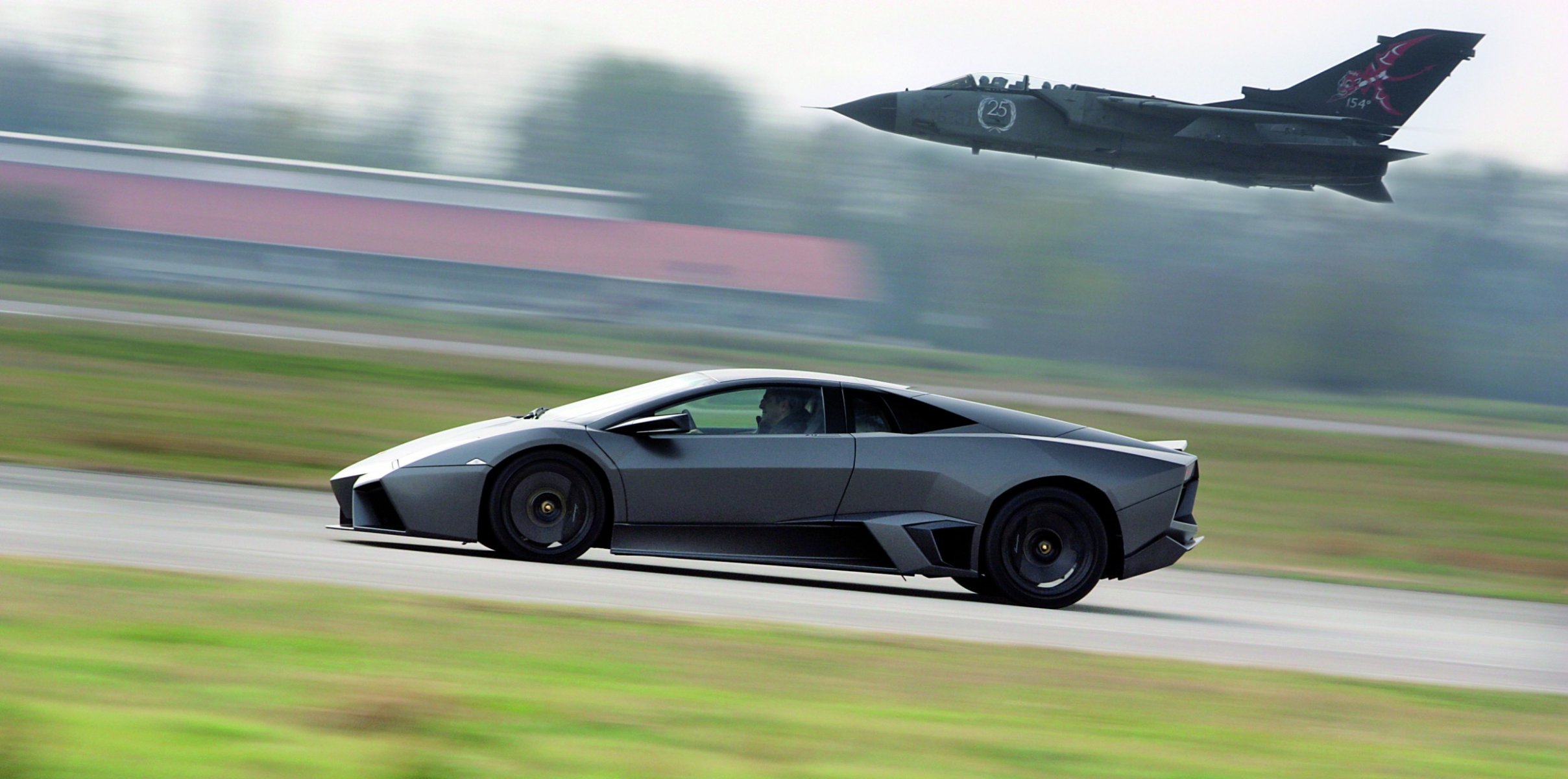 lamborghini reventon tornado flight