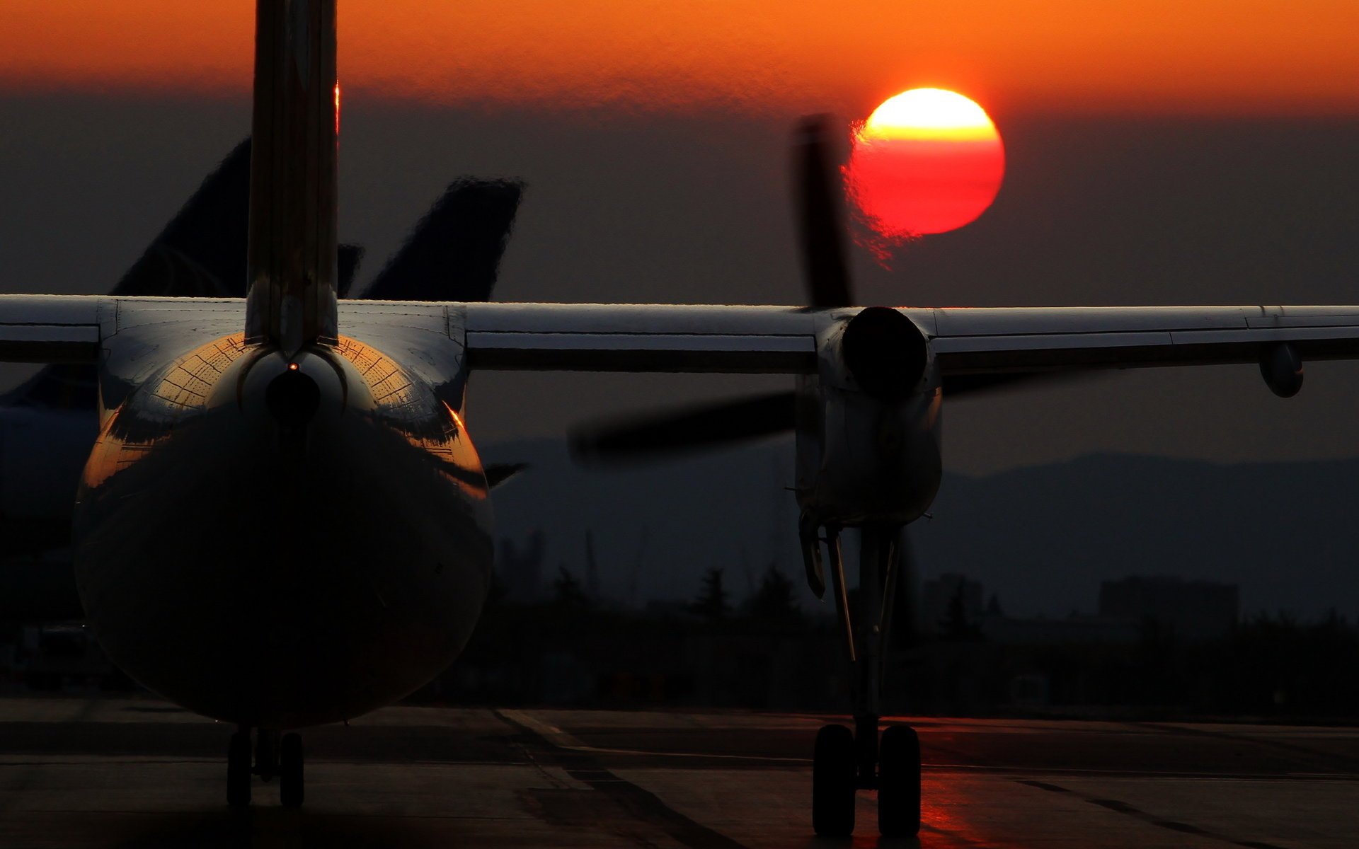 avión noche aviación