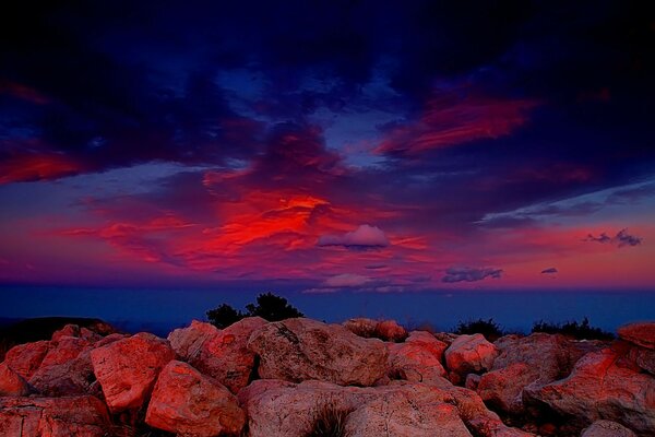 Sunset clouds are deliciously red in color