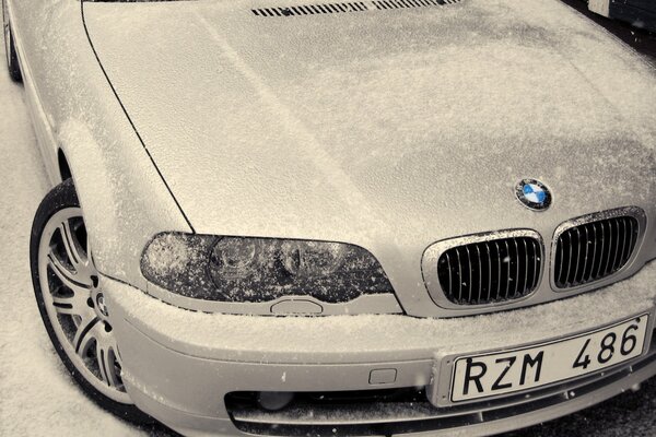 Bmv front bumper in the snow