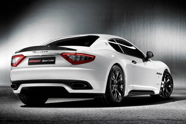 Maserati granturismo s mc шаг в вечность