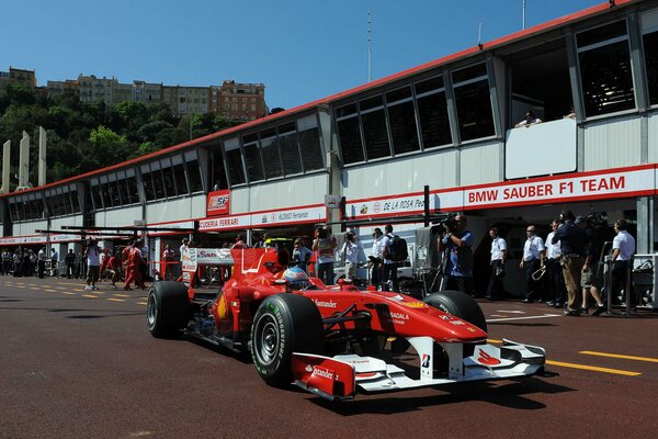 Formula 1 Ferrari Rosso Monte Carlo 2010