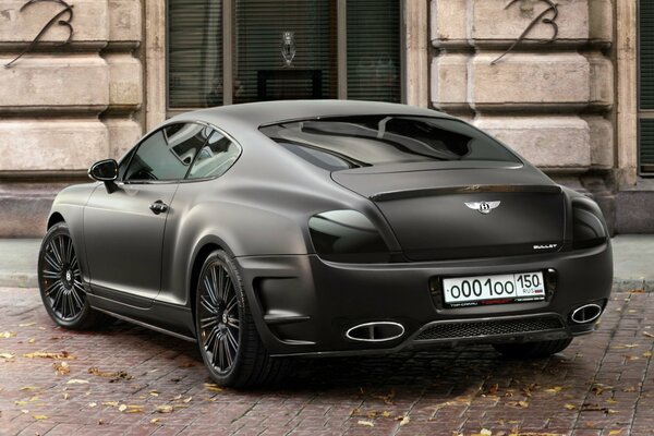 Beautiful black topcar bentley