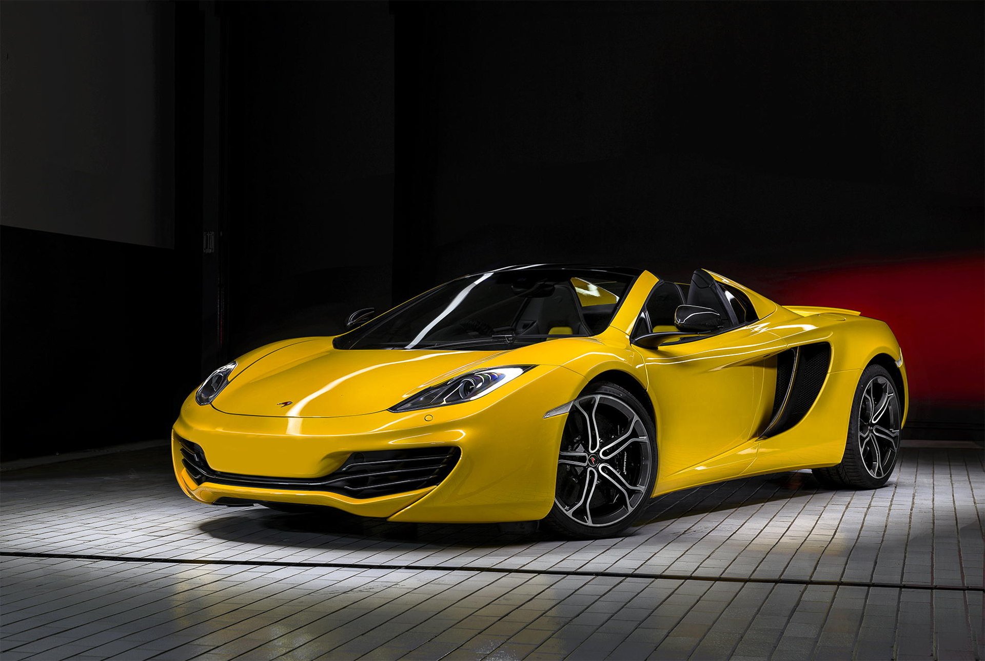 mclaren mp4-12c желтый передние макларен перед