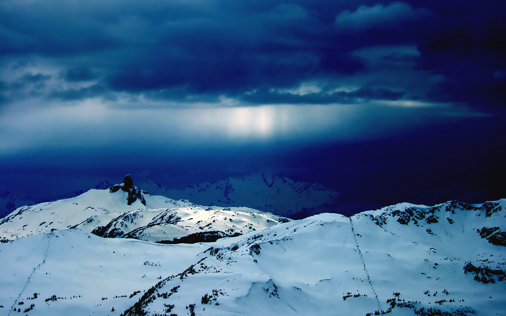 neige lueur nuages ciel montagnes horizon