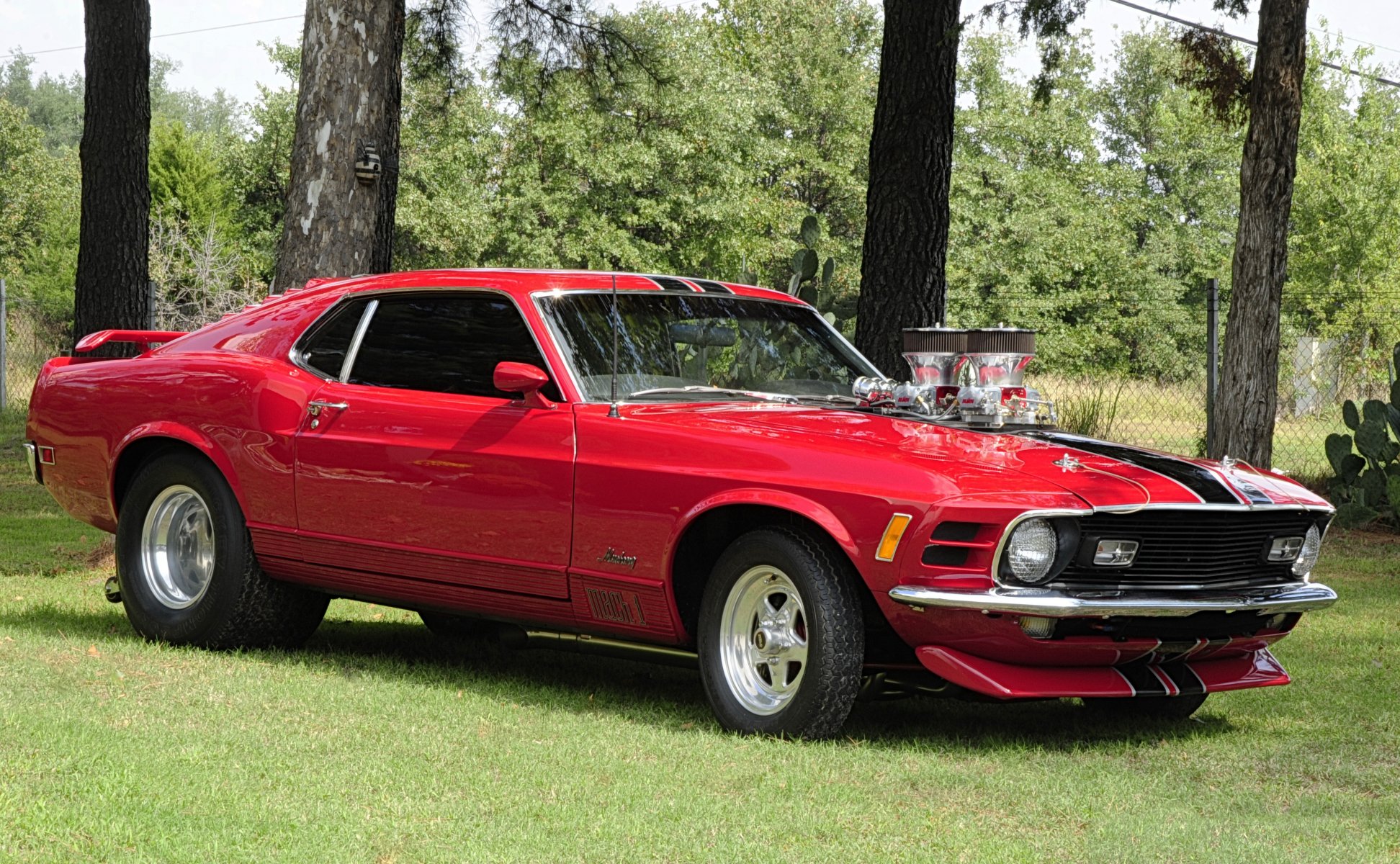 ford mustang rouge muscle car drag racing classique