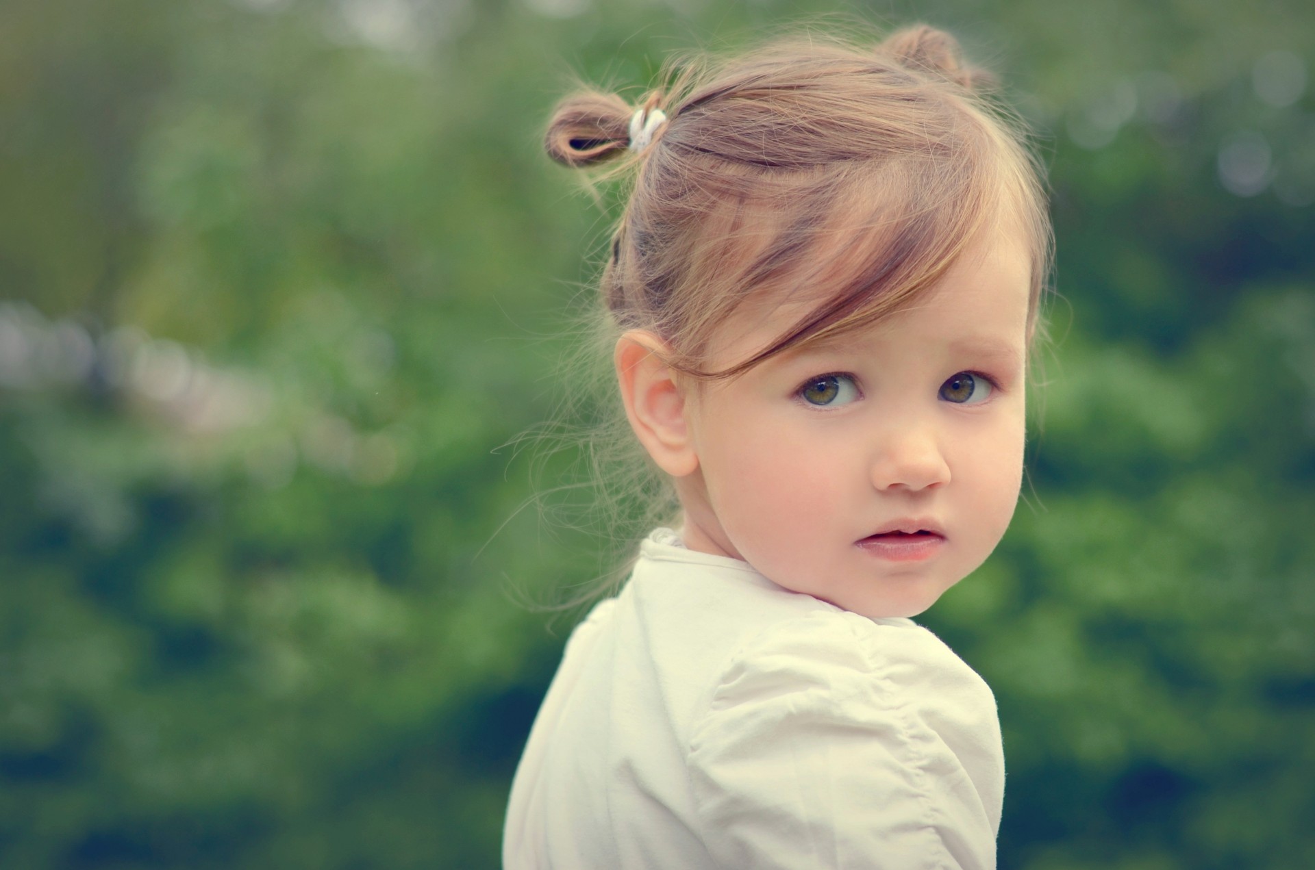 humeur fille vue enfant