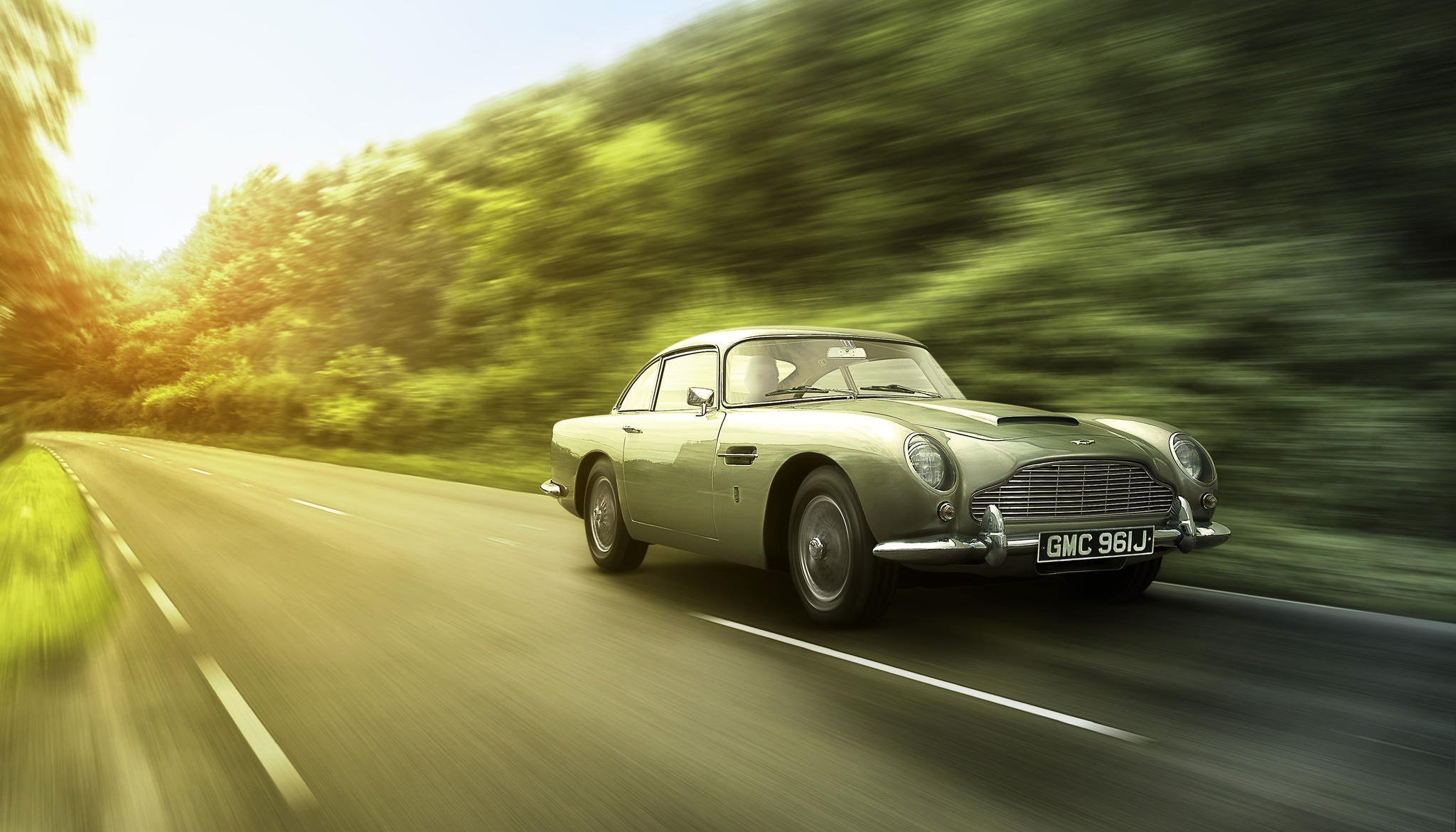 aston martin carretera velocidad desenfoque