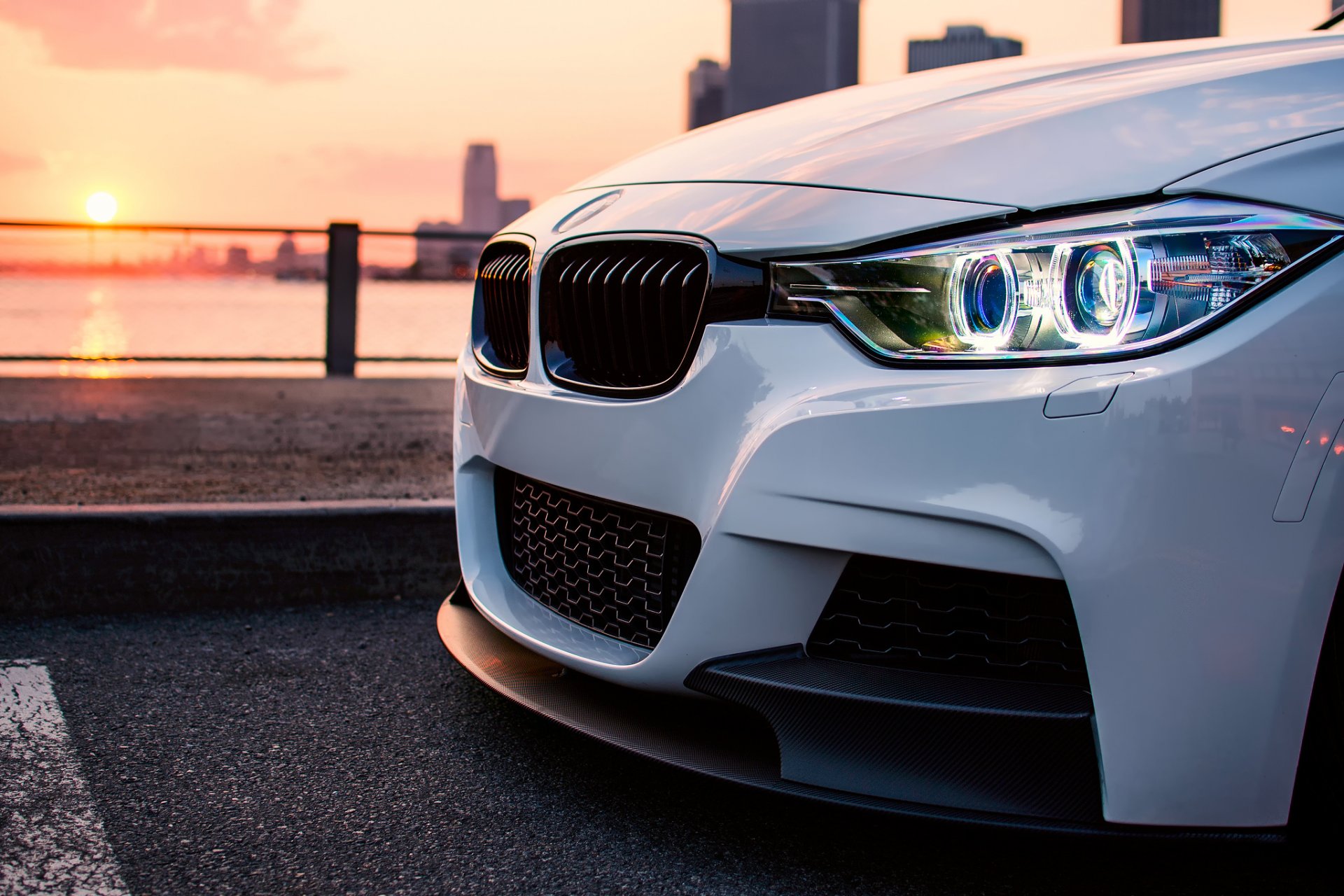 bmw 335i series white sun light city