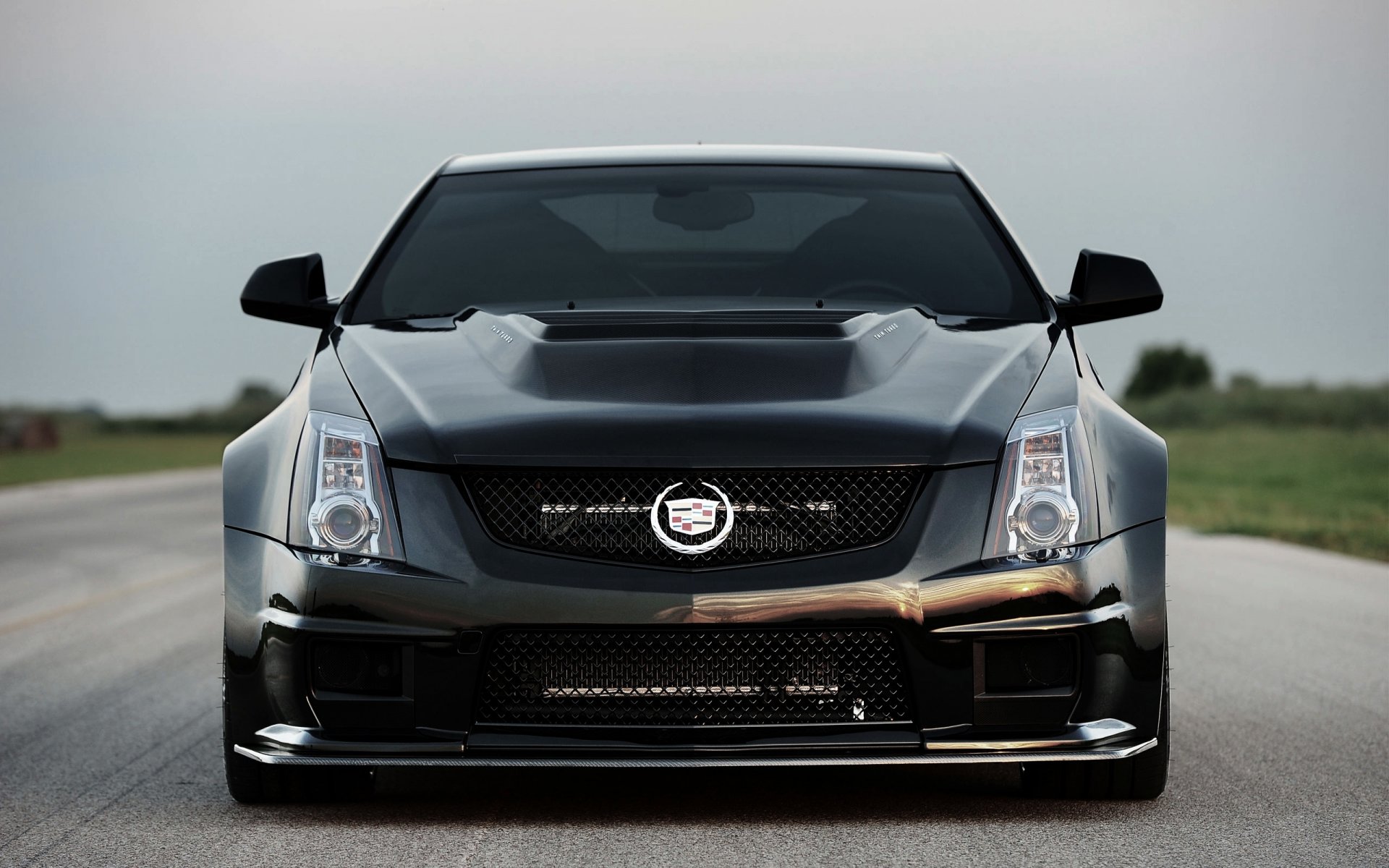 cadillac cts-v hennessey frente negro cadillac logotipo faros