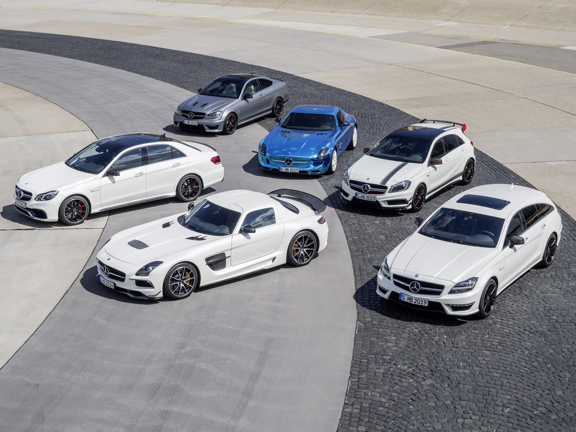 mercedes-benz amg serie autos baureihe