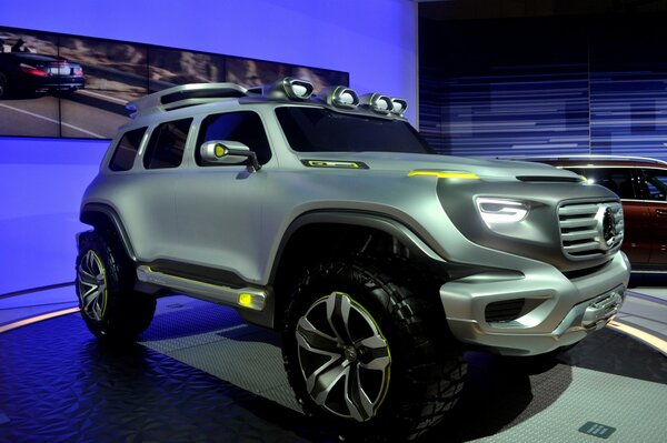 Mercedes-Benz super-SUV in the showroom