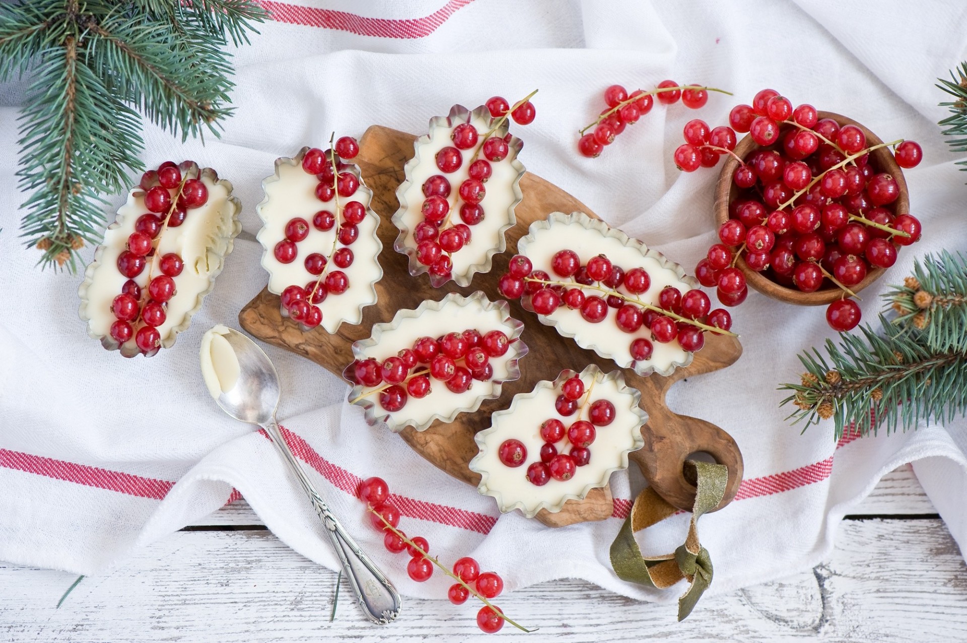 bayas grosellas rojas postre