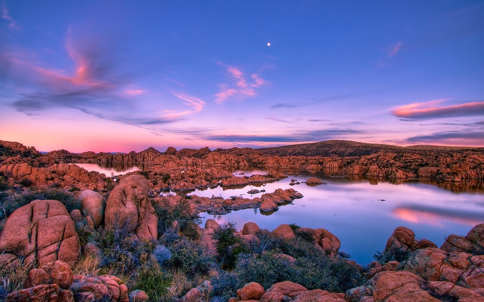 lago piedras noche