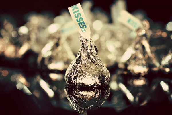 Chocolate kiss, candy presentation