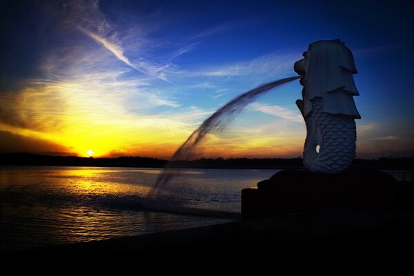 Merlion Singapur Statue mit Brunnen