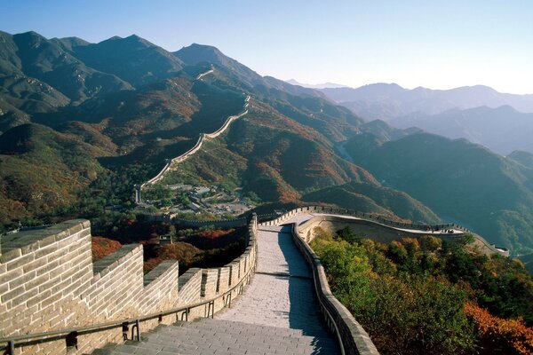 La Grande Muraglia cinese senza uomini
