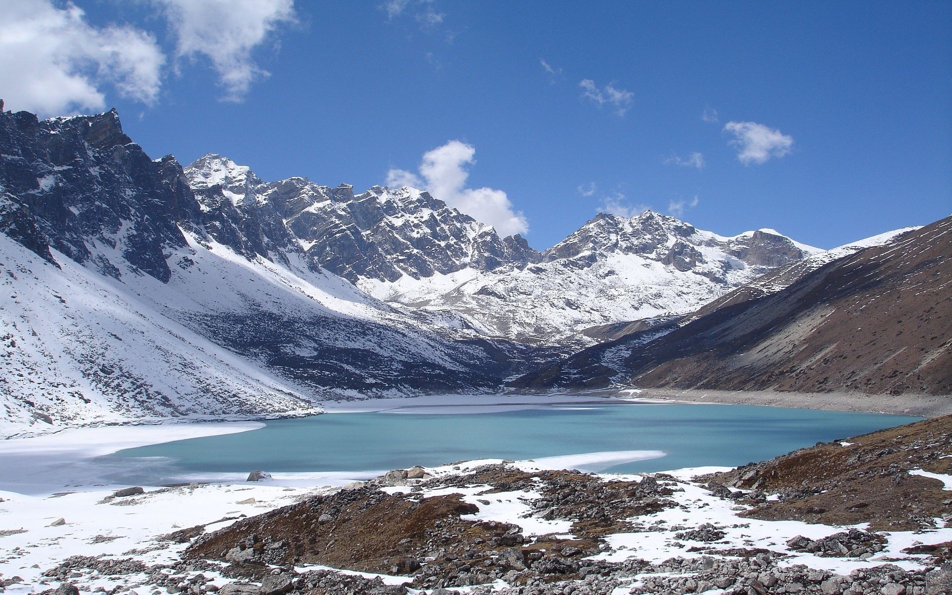 montagnes lac neige