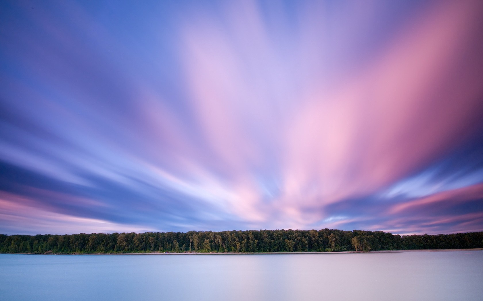 foresta lago nuvole rosa