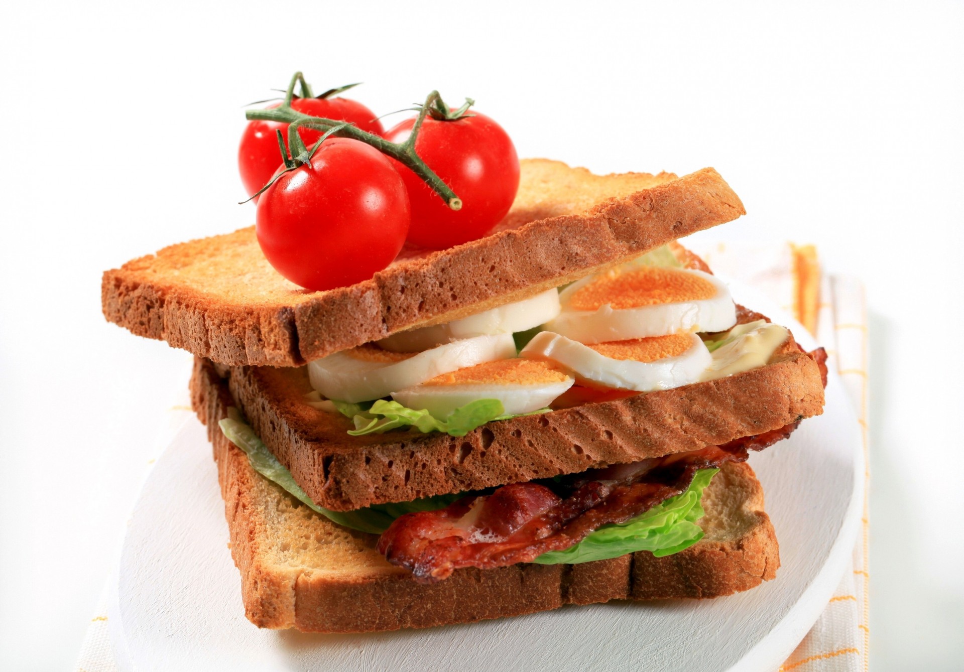 sandwich oeufs viande pain