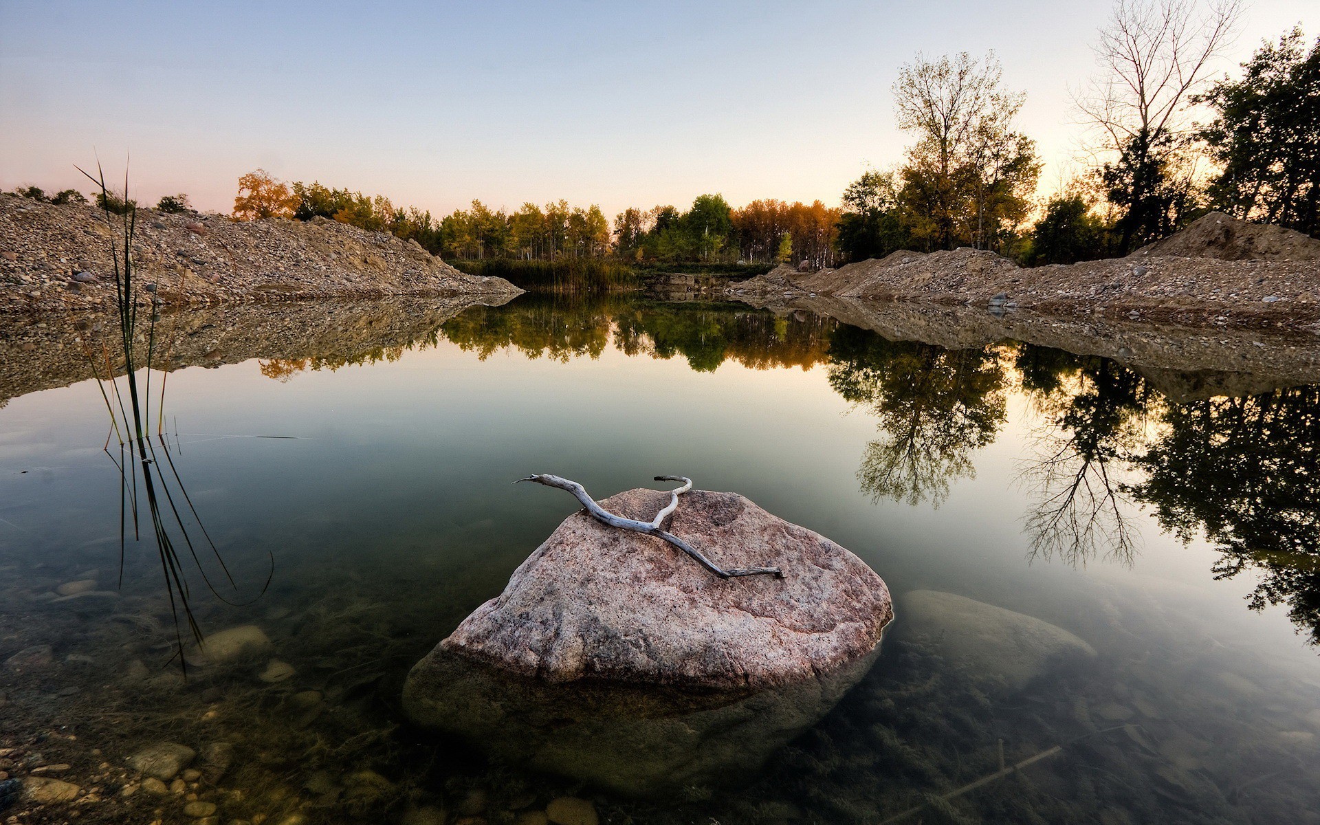 piedra rama lago