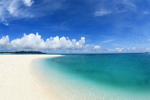 White sand and turquoise sea