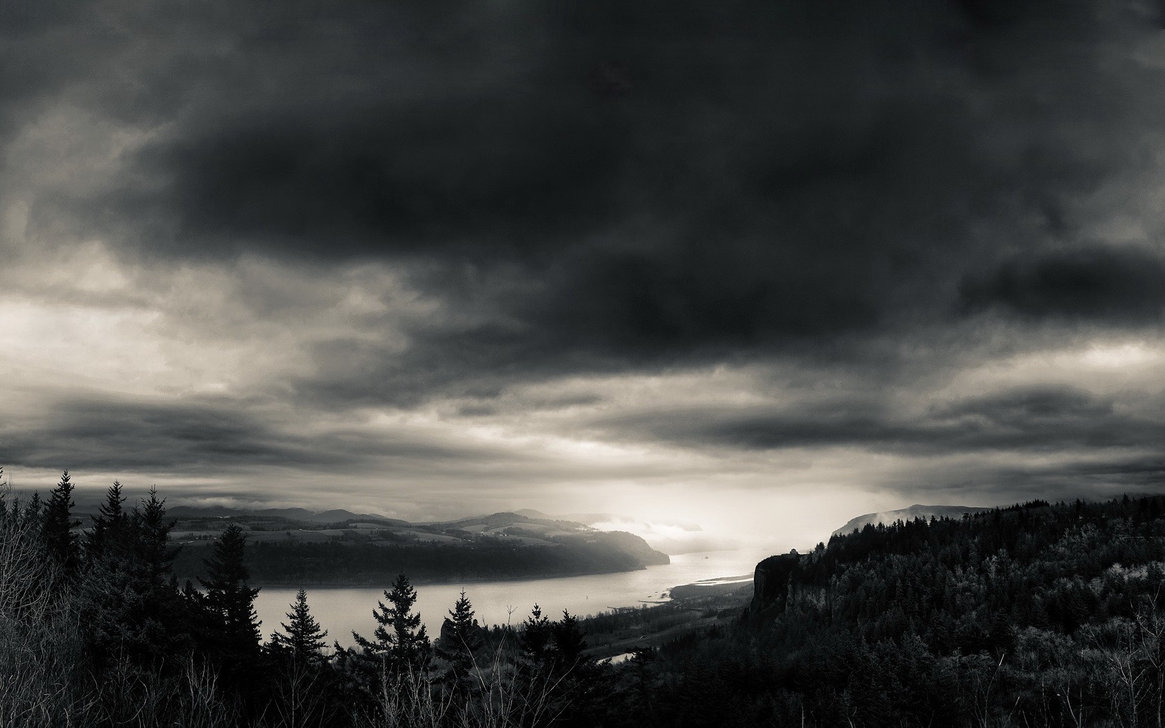 noir et blanc rivière nuages ciel