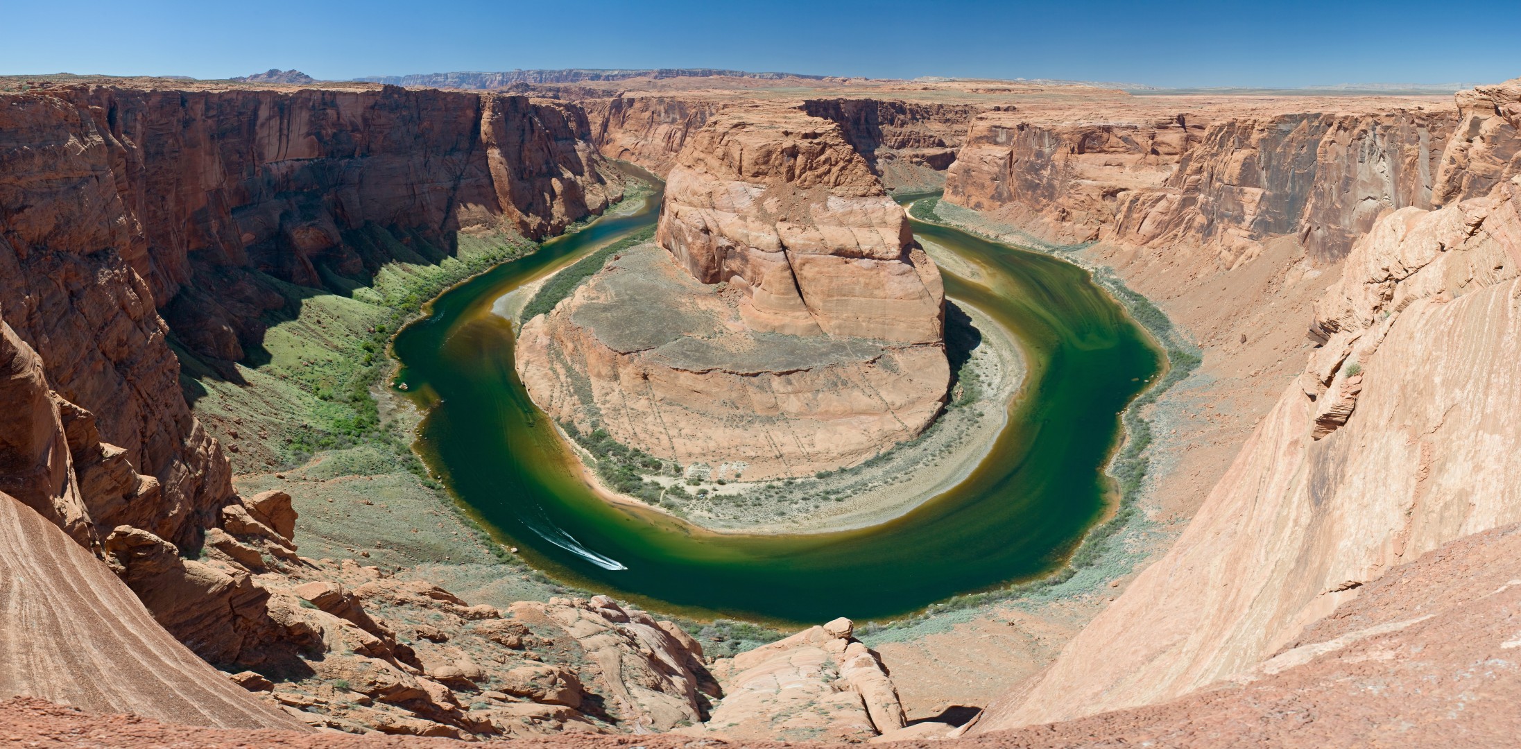 río curva cañón