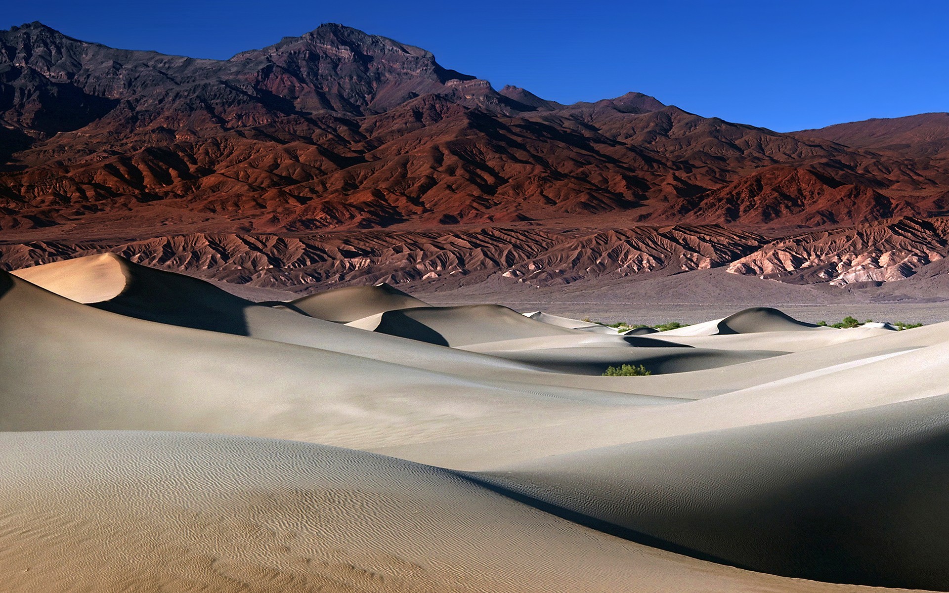 desierto montañas arena