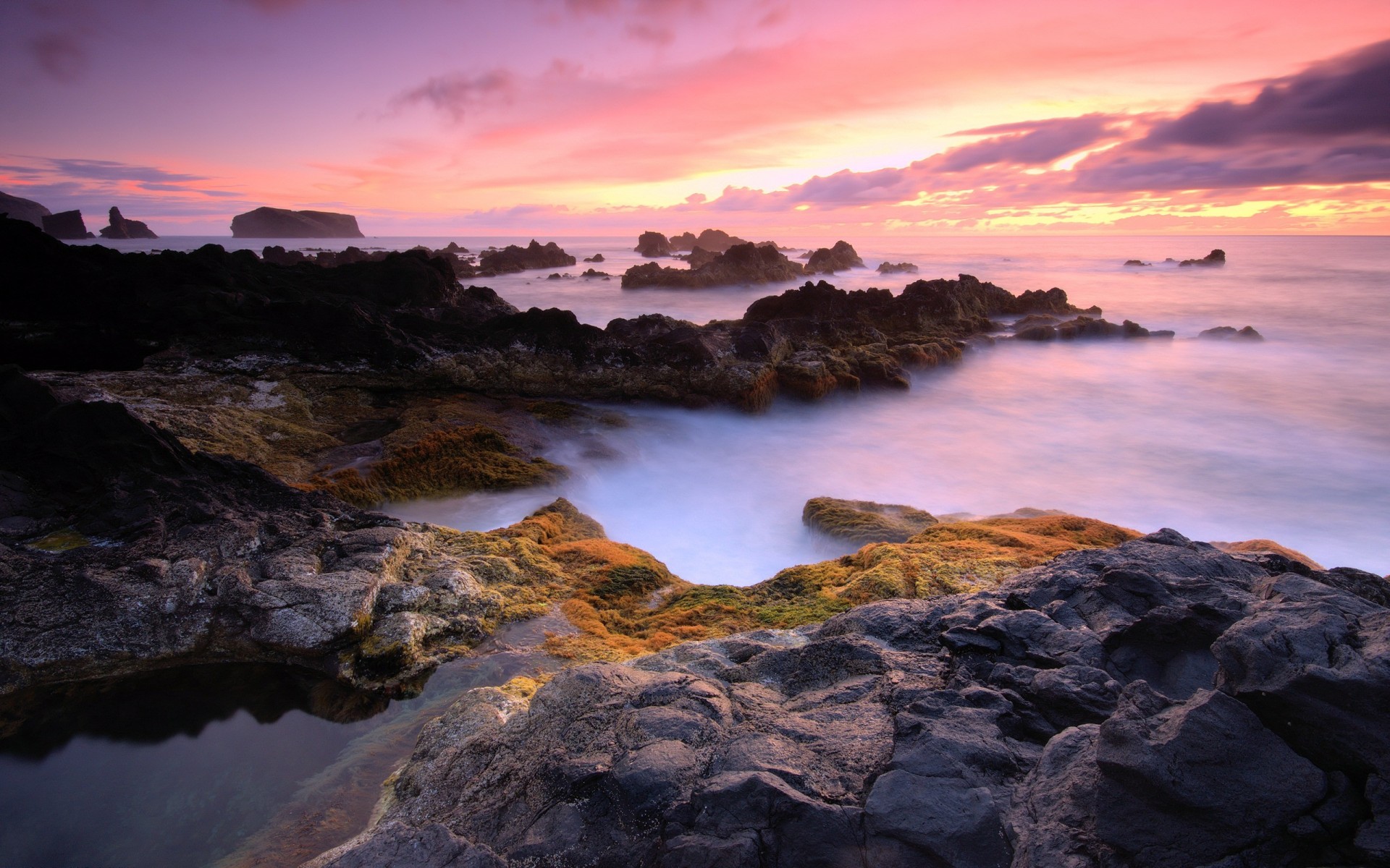 tones beach water sunset