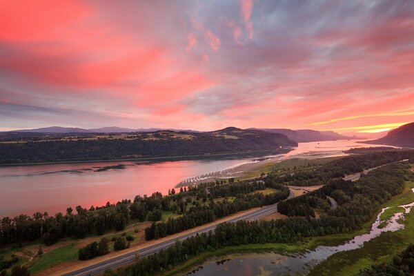 Sunset. Photos of forests and rivers at sunset