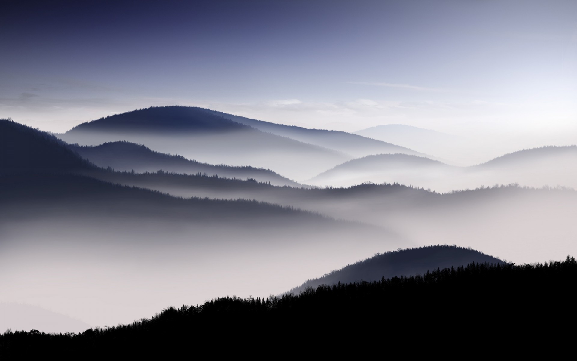 туман горы небо утро